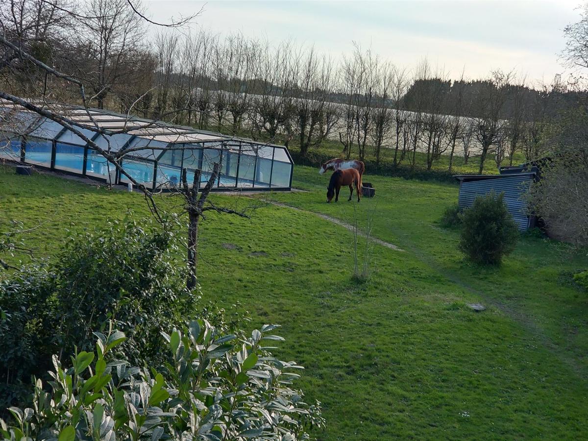 La Fantasia Bed and Breakfast Verrieres-en-Anjou Εξωτερικό φωτογραφία